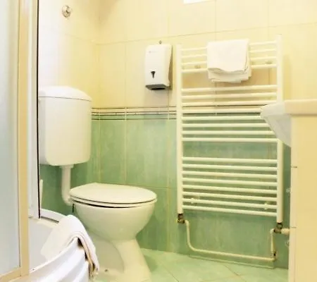 In With Terrace, Air Condition, Wifi Brist